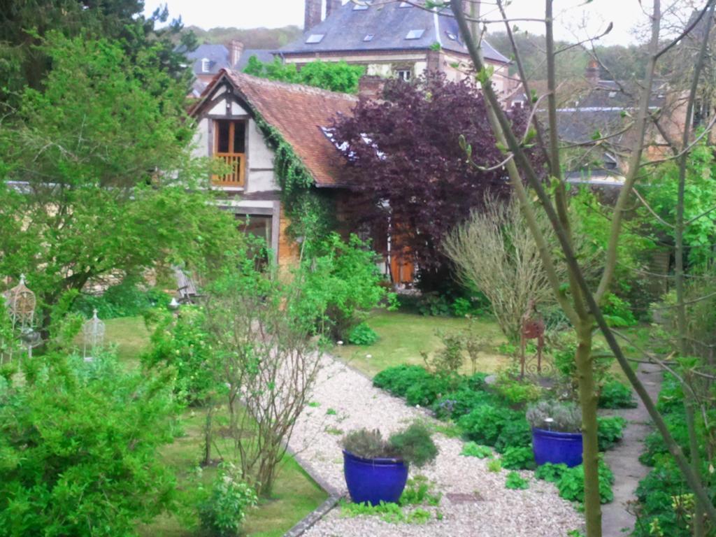 Au Fond Du Jardin Maison D'Hotes Hotel Saint-Saens Room photo