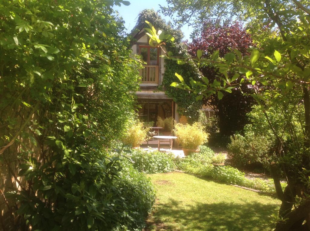 Au Fond Du Jardin Maison D'Hotes Hotel Saint-Saens Exterior photo